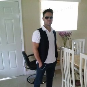 Meet your Posher, Adrian